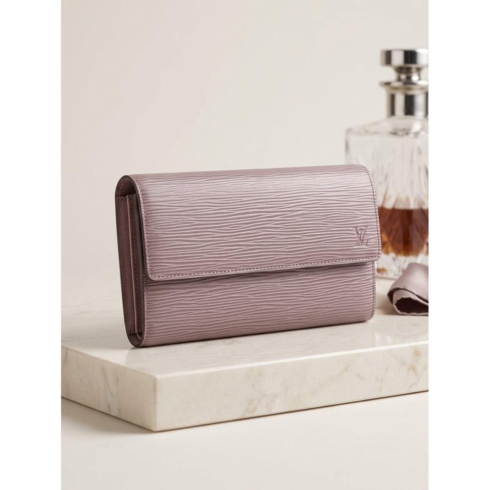 Louis Vuitton Sarah Wallet Epi Leather Lilac Mauve Purple